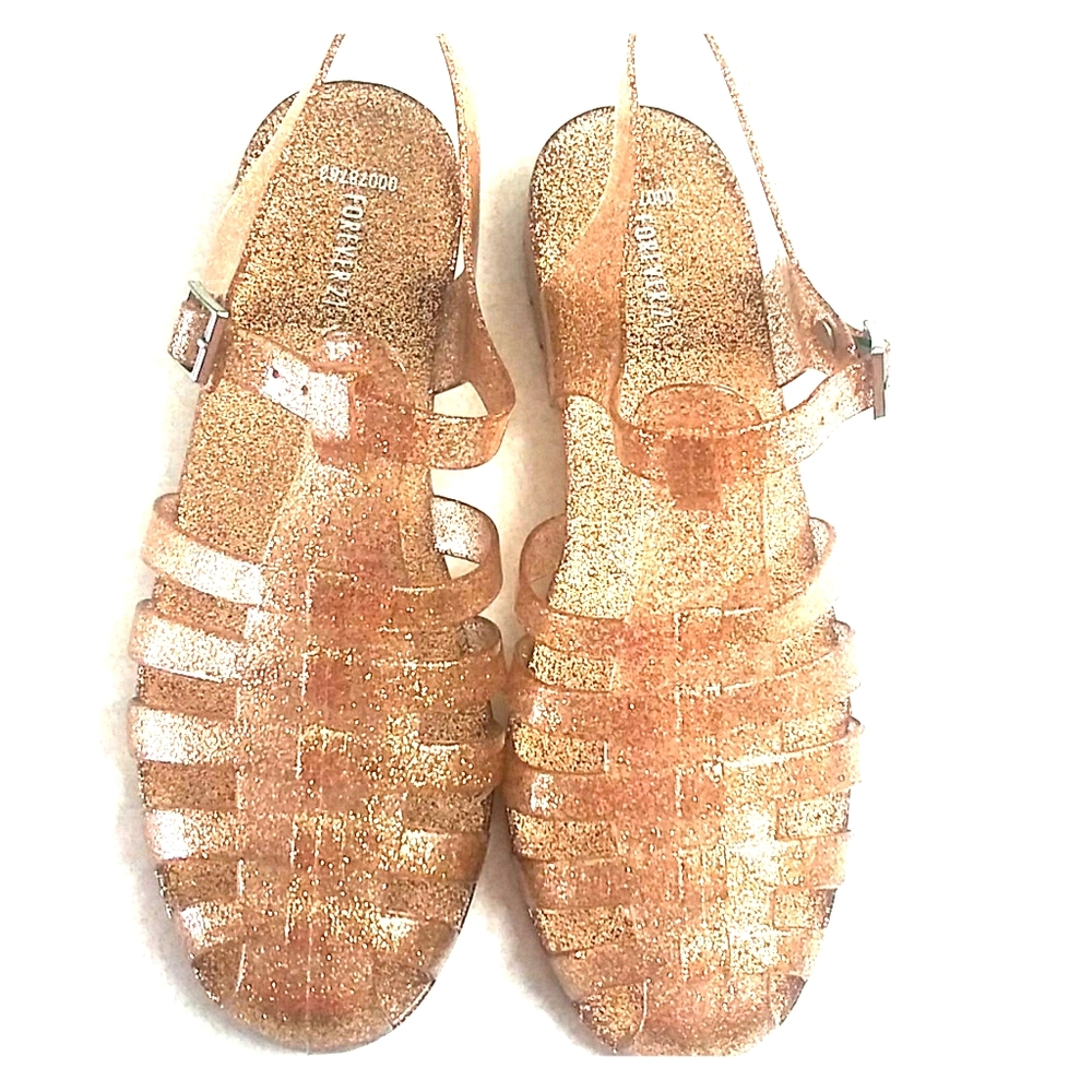 Summer flat sandals
